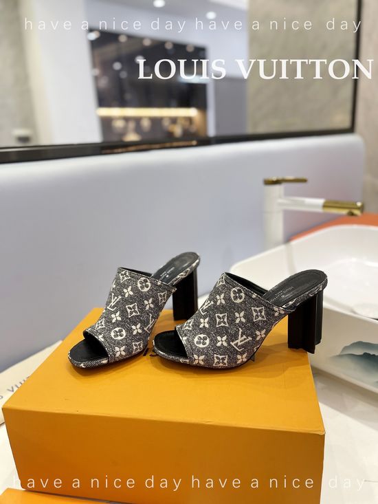Louis Vuitton Peep Toe Slip On Genuine Leather Heeled Mules