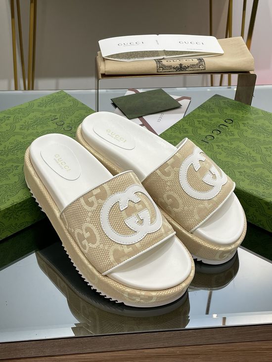Gucci Classic Pattern Embroidery Platform Slide Sandals