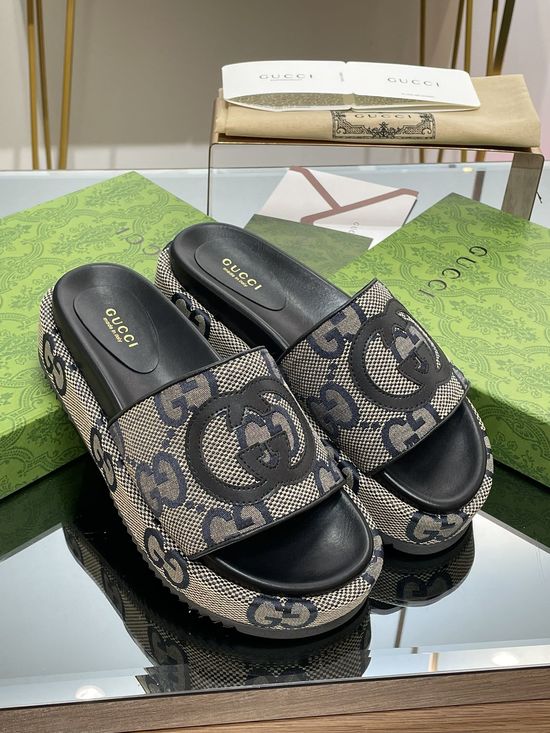 Gucci Classic Pattern Embroidery Platform Slide Sandals