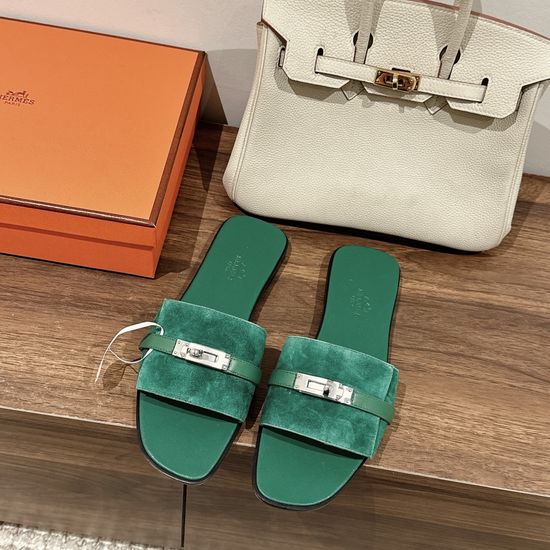 Hermes Elegant Metal Buckle Leather Sandals Durable Stitched Sole