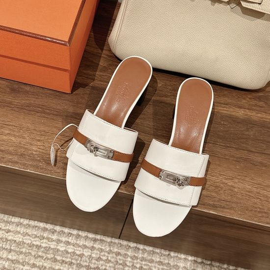 Hermes Classic Buckle Decor Low Heel Sandals Premium Leather Sole