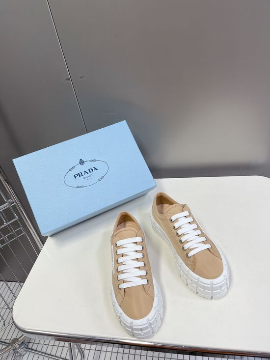 Prada Waterproof Casual Comfortable Height Increasing Sneakers