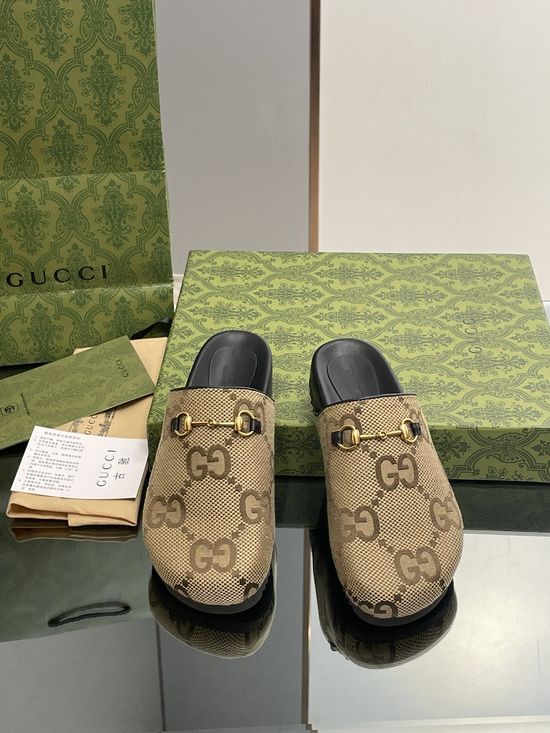 Gucci Classic Leather Mule Sandals with Signature Hardware Details