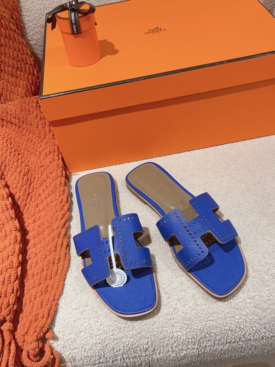 Hermes Classic Slip On Leather Sandals Versatile Comfortable Footwear