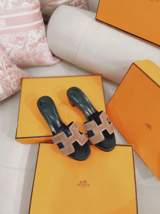 Hermes Rhinestone Decor H-shaped Mid-heel Slide Slippers Soft Cowhide