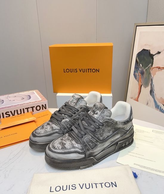 Louis Vuitton LV Premium Washed Leather Retro Basketball Sneakers Comfortable Non-slip