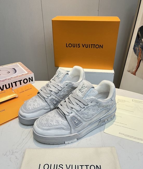 Louis Vuitton LV Premium Washed Leather Retro Basketball Sneakers Comfortable Non-slip