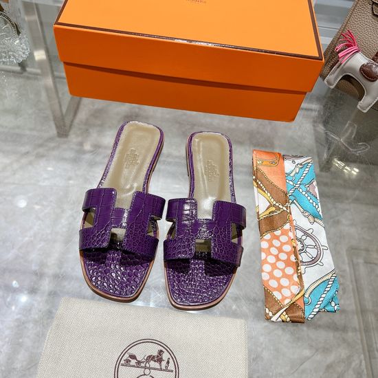 Hermes Exotic Crocodile Pattern Casual Slide Sandals