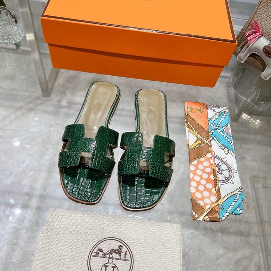 Hermes Exotic Crocodile Pattern Casual Slide Sandals