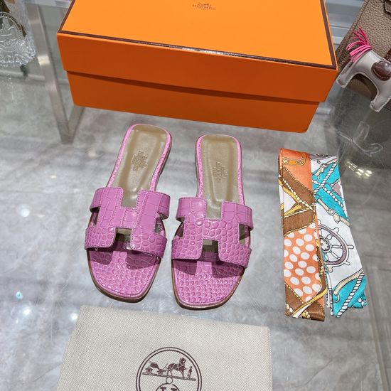 Hermes Exotic Crocodile Pattern Casual Slide Sandals