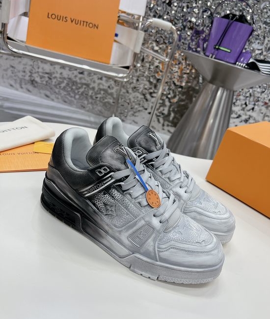 Louis Vuitton LV Premium Washed Leather Retro Basketball Sneakers Comfortable Non-slip