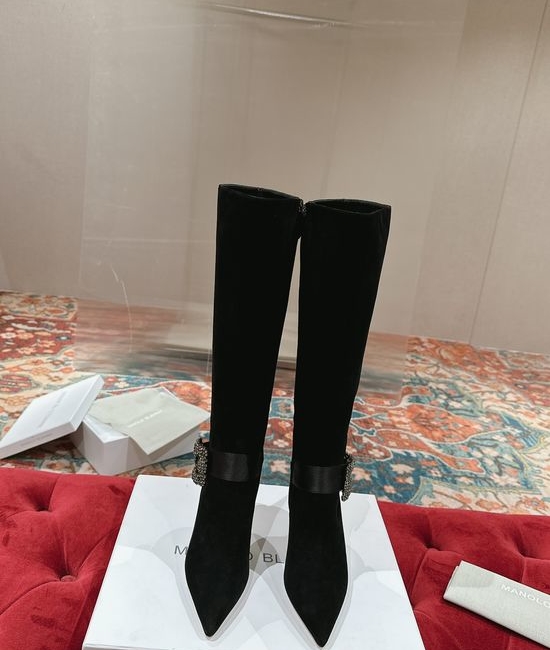 Manolo Blahnik MB Elegant Pointed Toe Stiletto Heel Ankle Boots