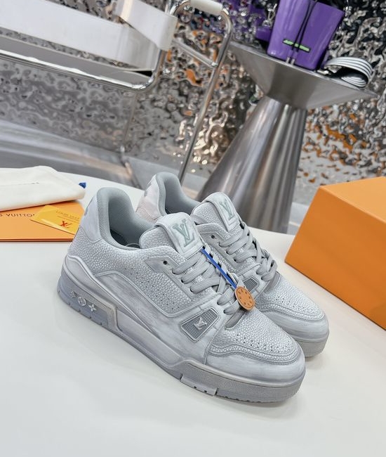 Louis Vuitton LV Premium Washed Leather Retro Basketball Sneakers Comfortable Non-slip