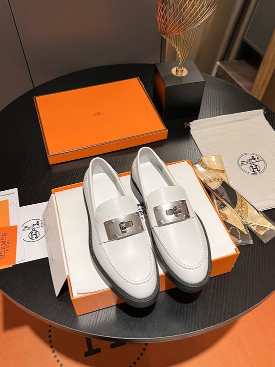 Hermes Classic Buckle Decor Leather Slip On Loafers