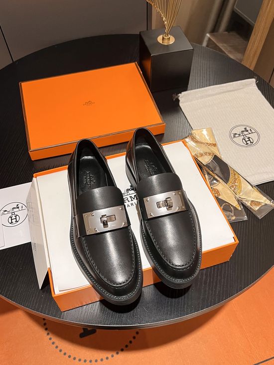 Hermes Classic Buckle Decor Leather Slip On Loafers