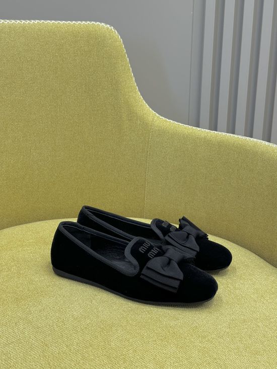 Miu Miu Soft Velvet Lined Comfortable Casual Daily Shoes