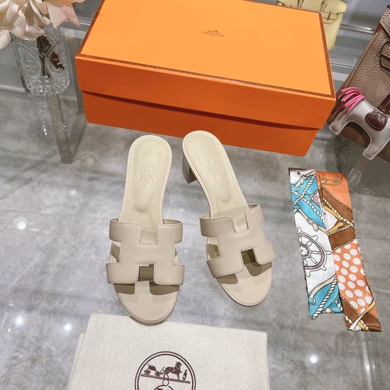 Hermes Block Heel Calfskin Slides Comfortable Elegant Casual Footwear
