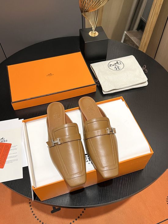 Hermes Cowhide Upper Classic Mule Slides with Metal Buckle
