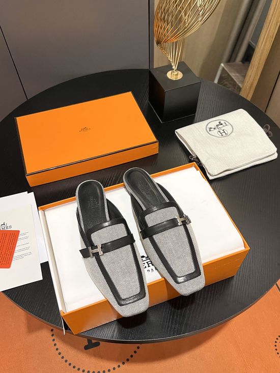 Hermes Cowhide Upper Classic Mule Slides with Metal Buckle