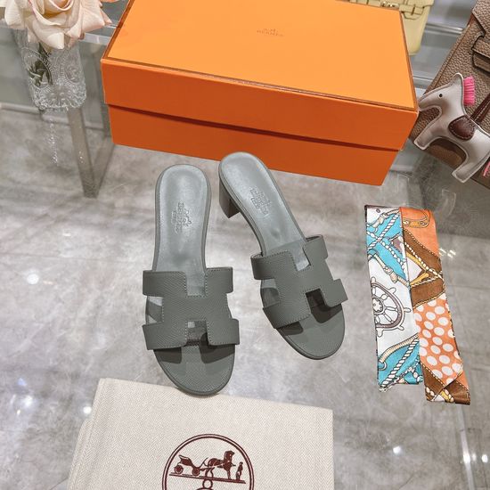 Hermes Block Heel Calfskin Slides Comfortable Elegant Casual Footwear