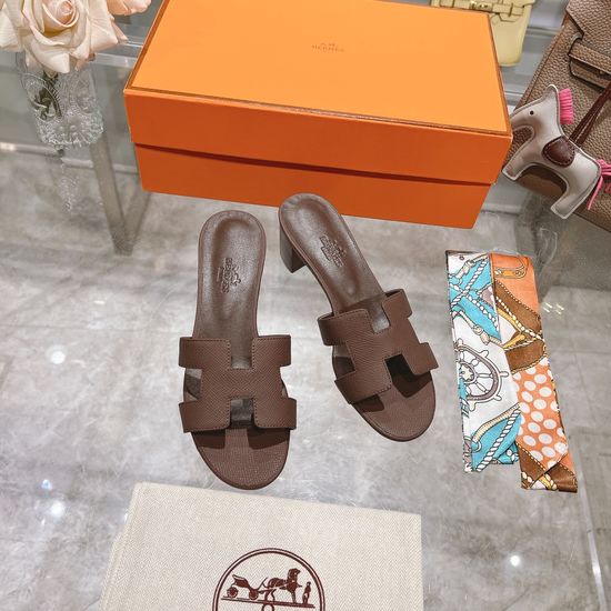 Hermes Block Heel Calfskin Slides Comfortable Elegant Casual Footwear