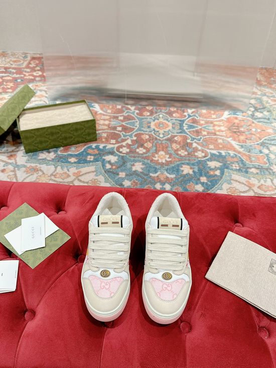 Gucci Vintage Distressed Casual Sneakers With Removable Rhinestone Decor