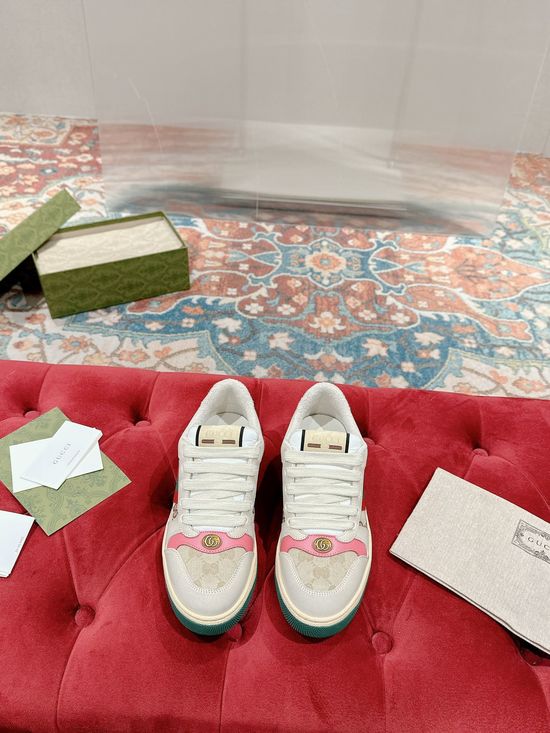 Gucci Vintage Distressed Casual Sneakers With Removable Rhinestone Decor