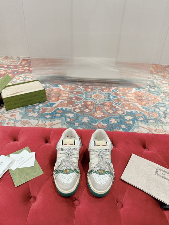 Gucci Vintage Distressed Casual Sneakers With Removable Rhinestone Decor