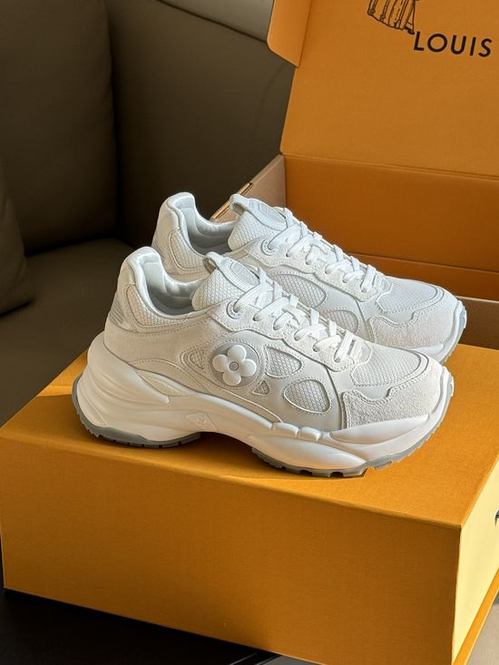 Louis Vuitton Lightweight Breathable Running Shoes With Embossed Details