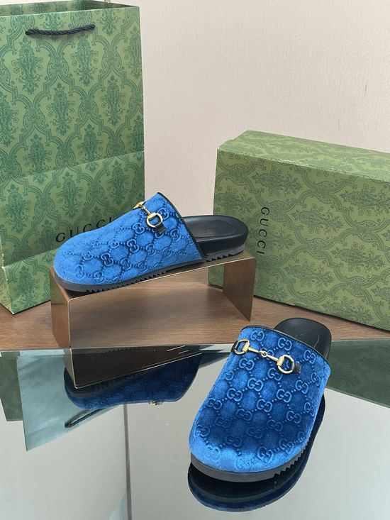 Gucci Premium Leather Slip-On Mules with Iconic Hardware Accents