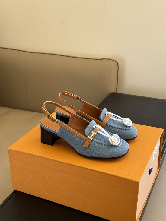 Hermes Elegant Square Toe Kitten Heels Premium Sheepskin Upper