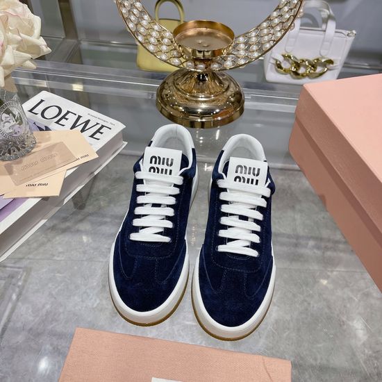 Miu Miu Minimalist Casual White Shoes Suede Leather Upper Wear-resistant Sole