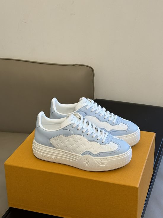 Louis Vuitton Premium Soft Leather Sneakers with Cushioned Insole