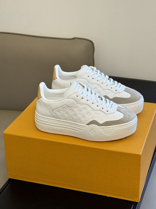 Louis Vuitton Premium Soft Leather Sneakers with Cushioned Insole