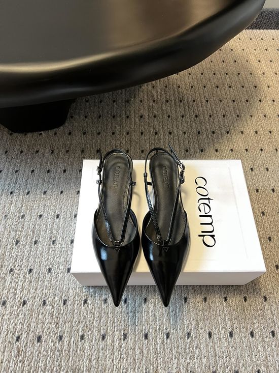 Cotem Vintage Pointed Toe Kitten Heel Pumps
