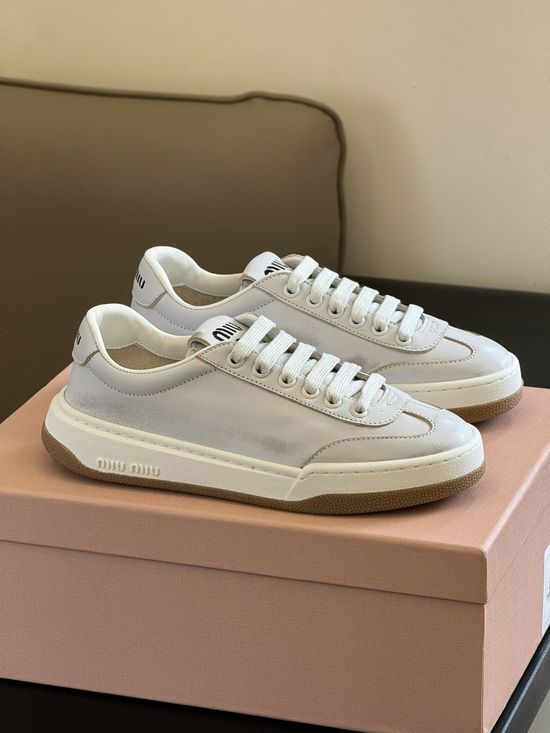 Miu Miu Premium Distressed Leather Casual Comfortable Shoes