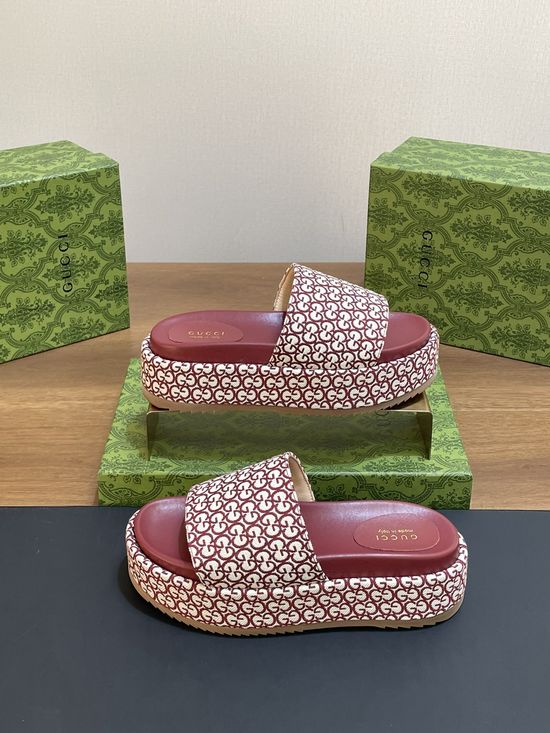 Gucci Embroidered Print Wide Strap Platform Sandals Slides