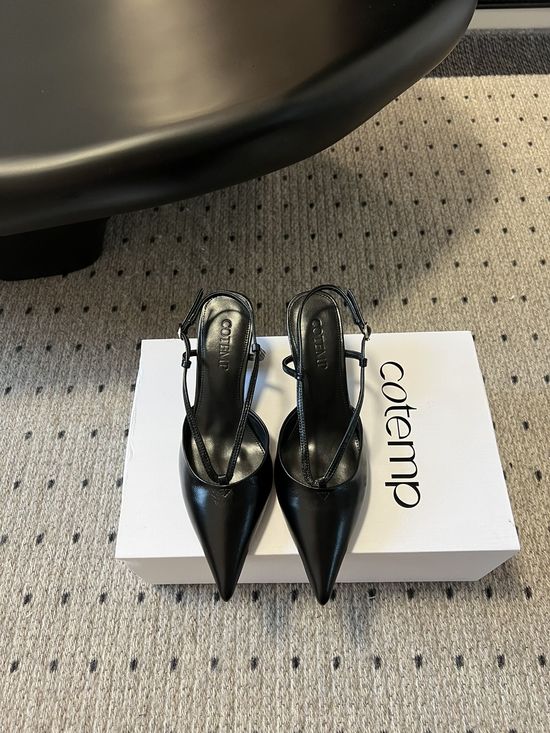 Cotem Vintage Pointed Toe Kitten Heel Pumps
