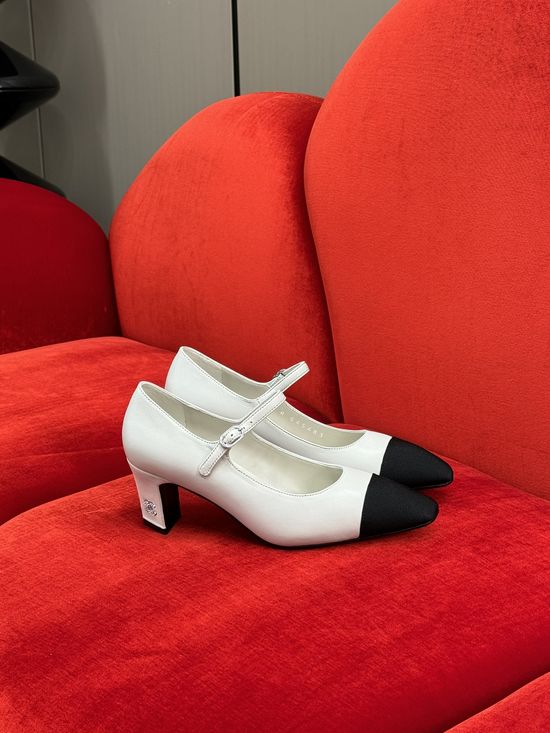 Chanel Elegant Silver Mary Jane Heels Soft Leather Comfortable Shoes