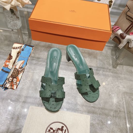 Hermes Chunky Heel Cowhide Slide Sandals With Silk Scarf Set
