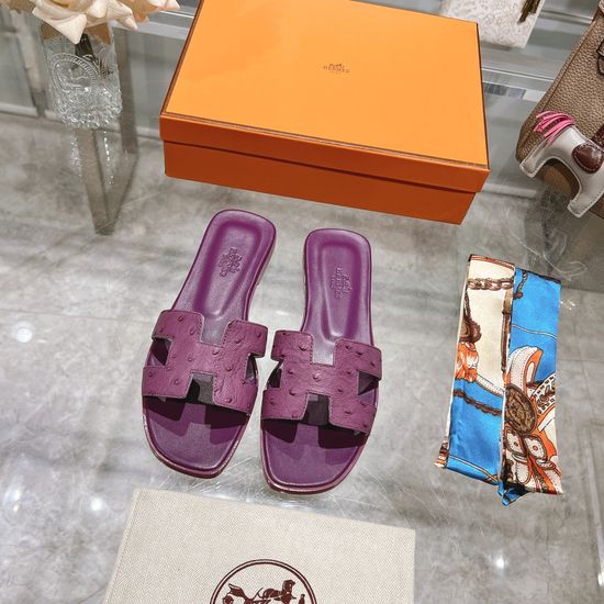 Hermes Flat Ostrich Leather Slides Soft Comfortable Casual Footwear
