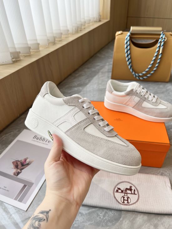 Hermes Breathable Mesh Lace-Up Flat Casual Walking Sneakers