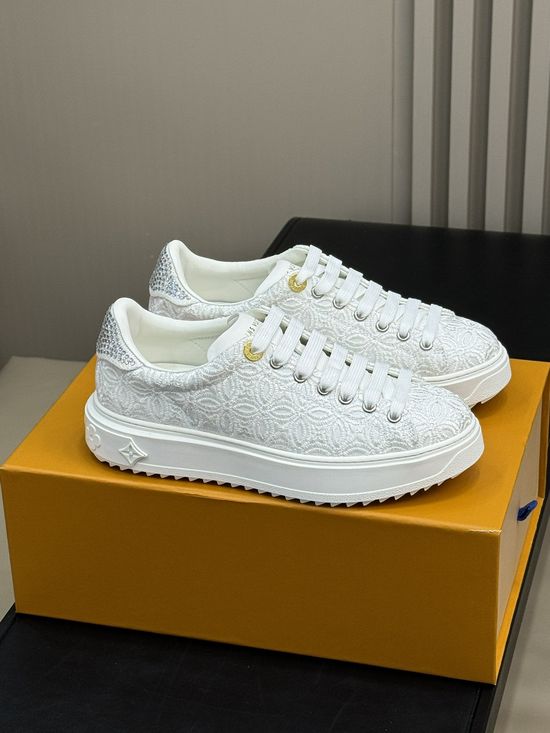 Louis Vuitton Embossed Leather Thick Sole Casual Comfort Sneakers
