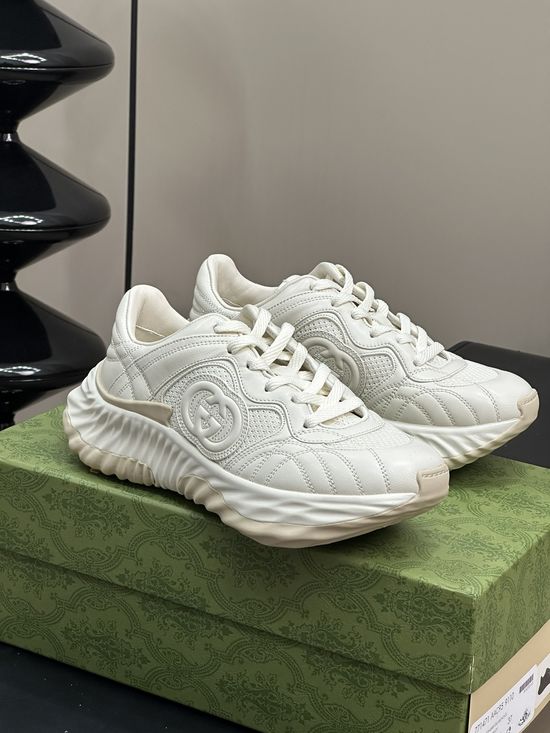 Gucci Wavy Pattern Leather Casual Sneakers Durable Walking Shoes