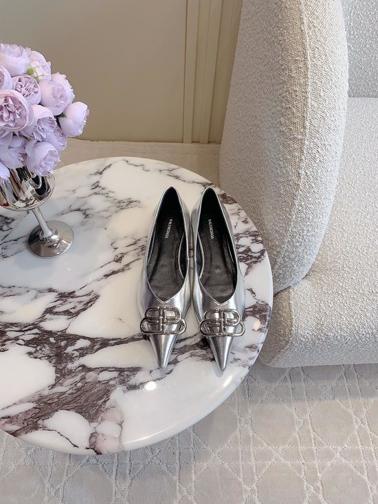 Balenciaga Pointed Toe Flat Shoes Classic Buckle Decor Leather Sole