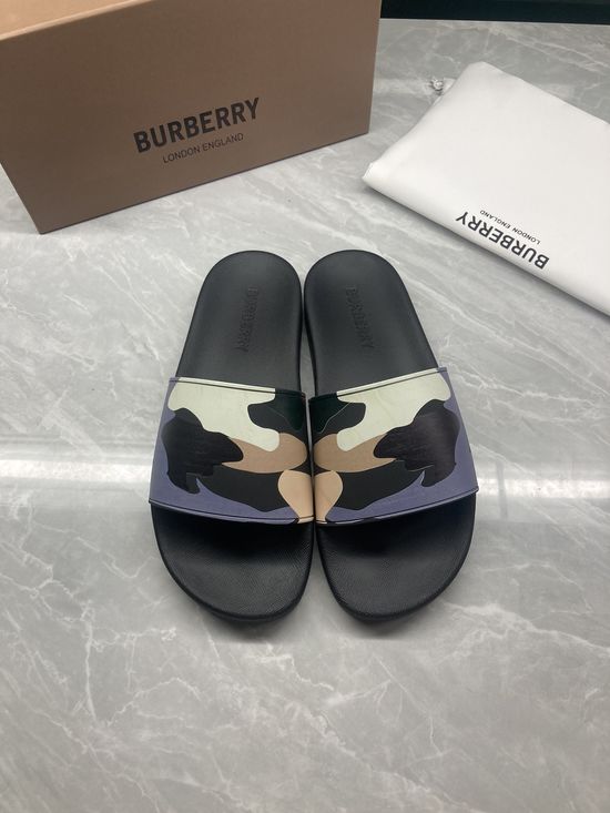 Burberry Flat Casual Beach Slides Lightweight Comfortable Daily