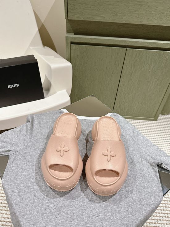 SMFK Thick Sole Non Slip Height Boosting Casual Slippers