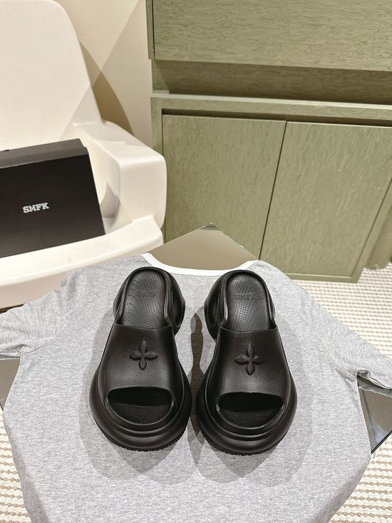 SMFK Thick Sole Non Slip Height Boosting Casual Slippers