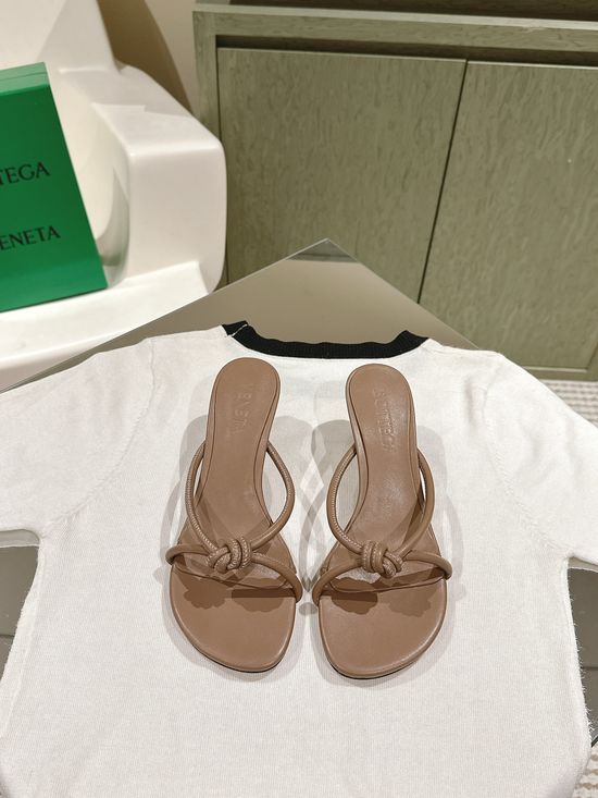 Bottega Veneta Handwoven Leather Flip Flops with Sheepskin Insole