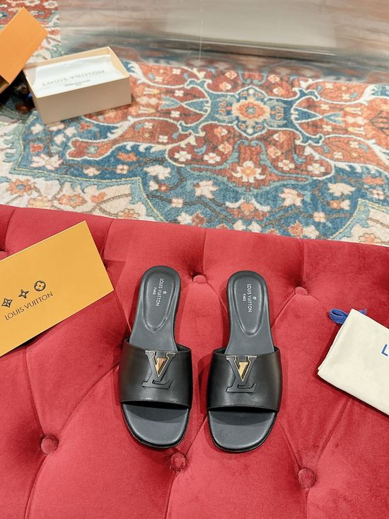 Louis Vuitton Low Heel Soft Leather Slide Sandals For Daily Wear